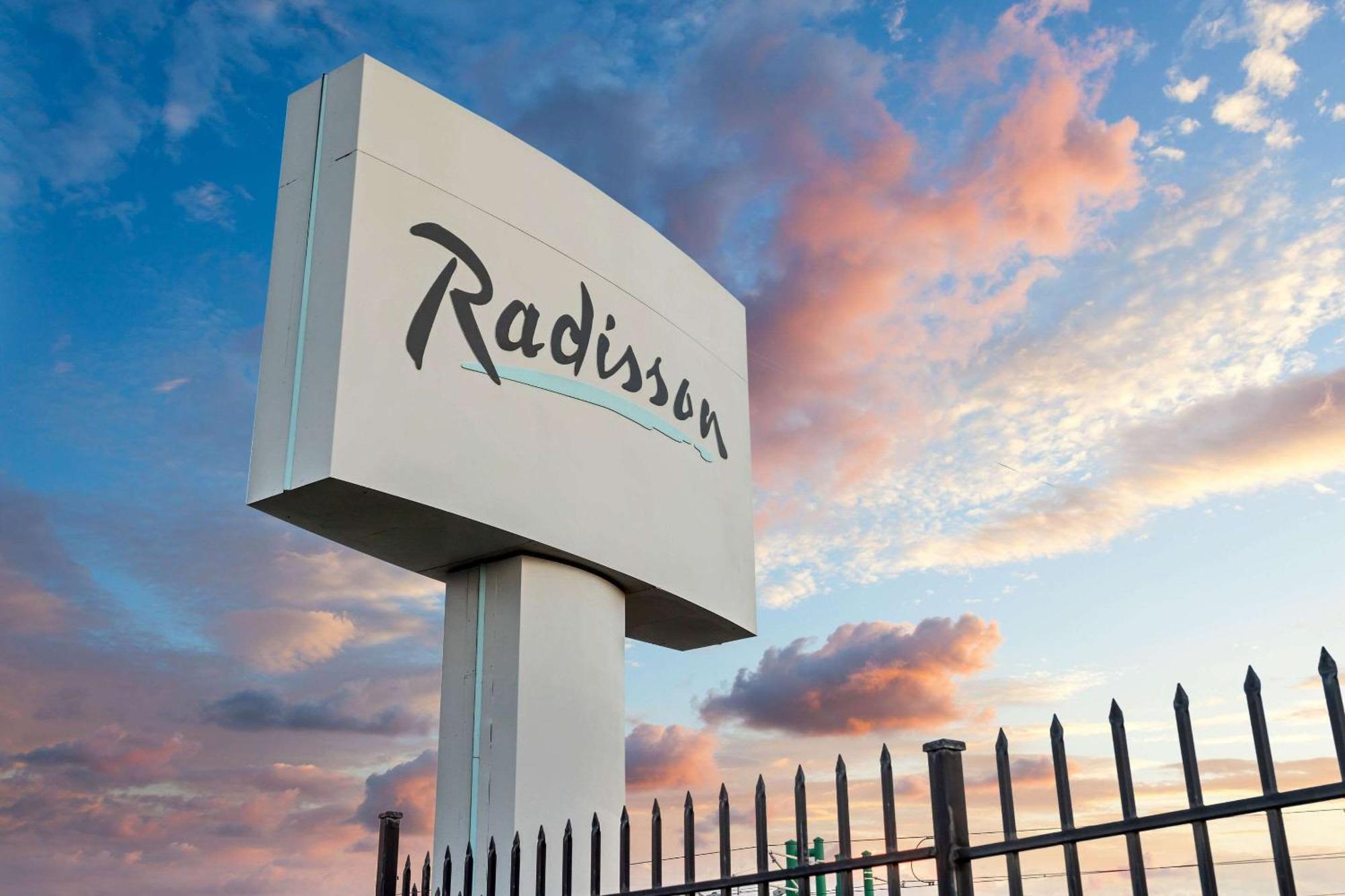 Radisson Hotel Salt Lake City Airport Esterno foto